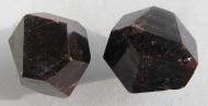 Granat aus Indien, polierter Kristall ca. 140 Ct., 23 mm 