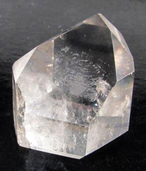 Bergkristall Spitze mit Standfläche, 40g, 34 mm 